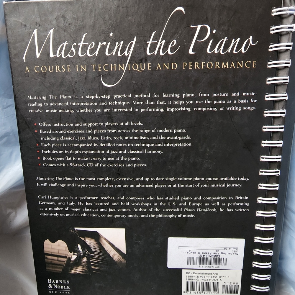 Mastering the Piano: A Course in Technique & Performance (without CD) - Picture 2 of 5